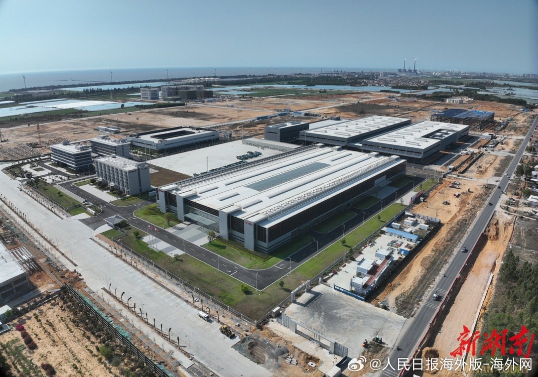 【一场“湖”与“海”的对话——探寻中国式现代化“湘琼合作”新路径】春风拂南海，潮