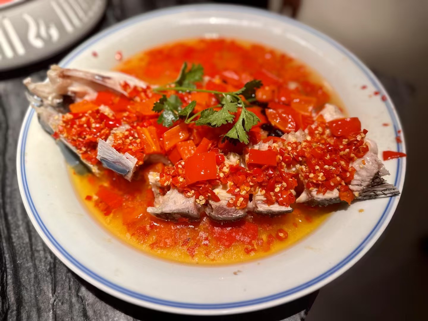 这道菜叫啥呀？辣椒辣椒辣椒鱼冬天吃点辣的开胃又保暖有时候对于美食的向往和期待会让