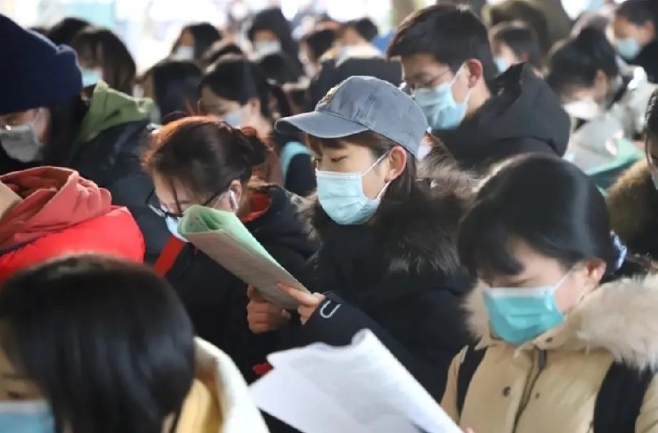 #秋日生活打卡季#从教育的角度来看，这句话提醒我们不能过分强调起跑线上的竞争。在