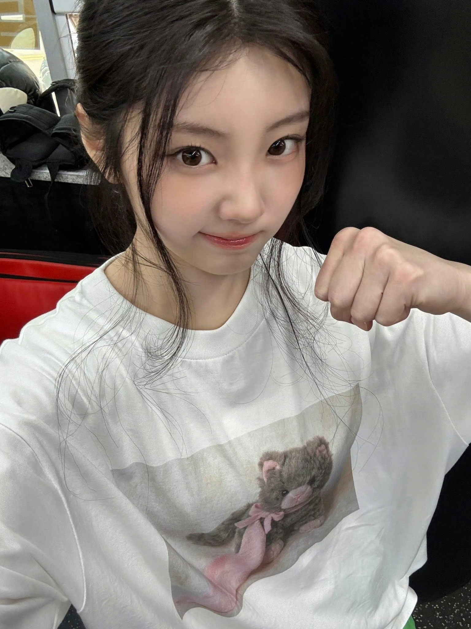 李沅禧 ♡wonhee 吃小豚鼠一拳 