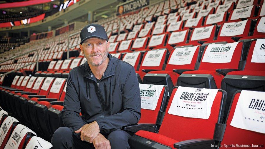 汤姆·邓登在周二以球队新老板身份首次与球员会面时，直接表达了对现状的不满。他在球