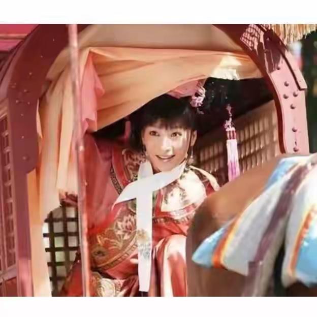 回看《甄嬛传》，安陵容结局凄惨，却令人不惋惜
 

 
重刷《甄嬛传》，很多人会