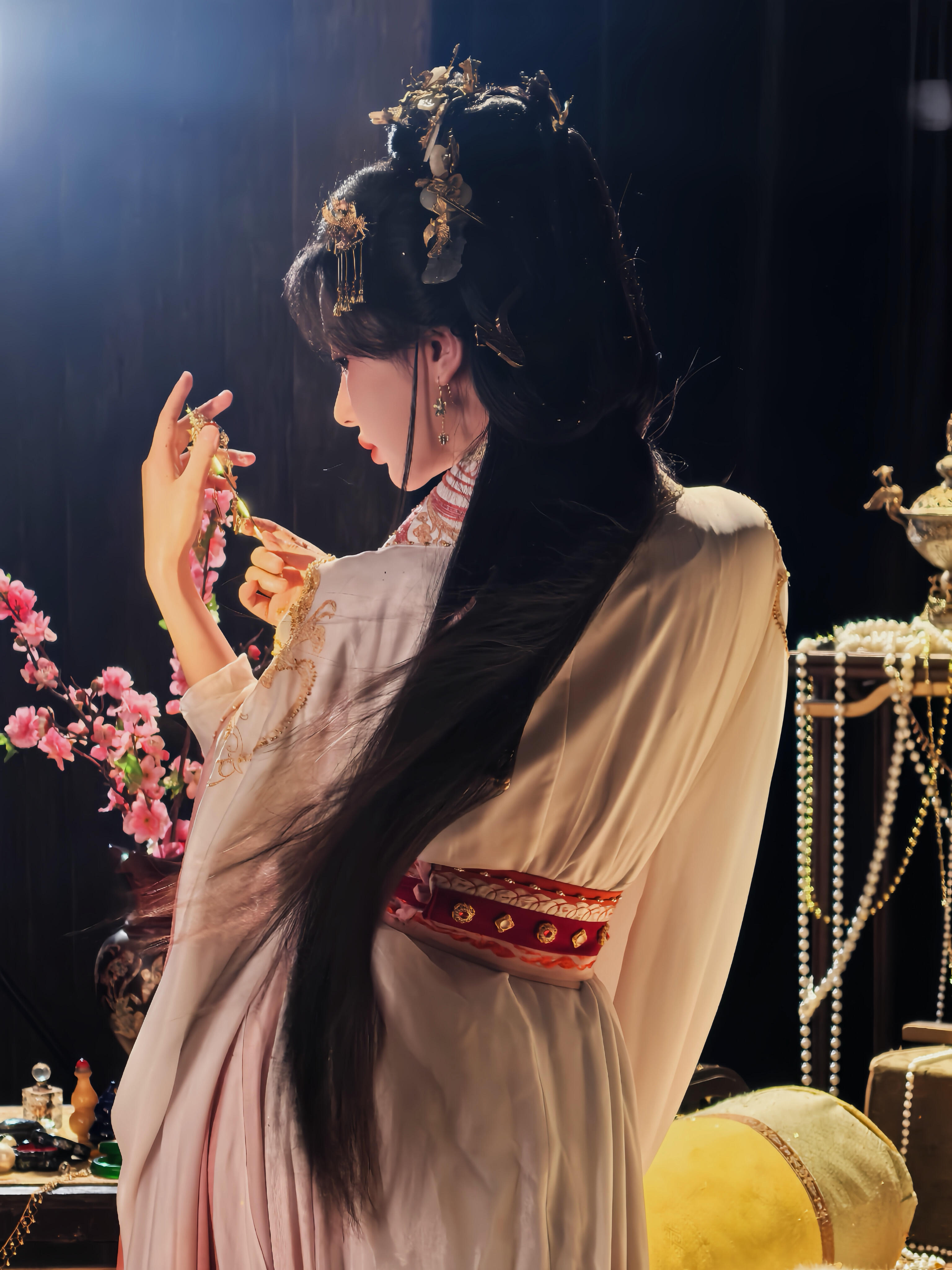 孔雪儿李述 ❄️孔雪儿昭阳公主 260730【图片】摄影师📕更新相关灯下拈花，