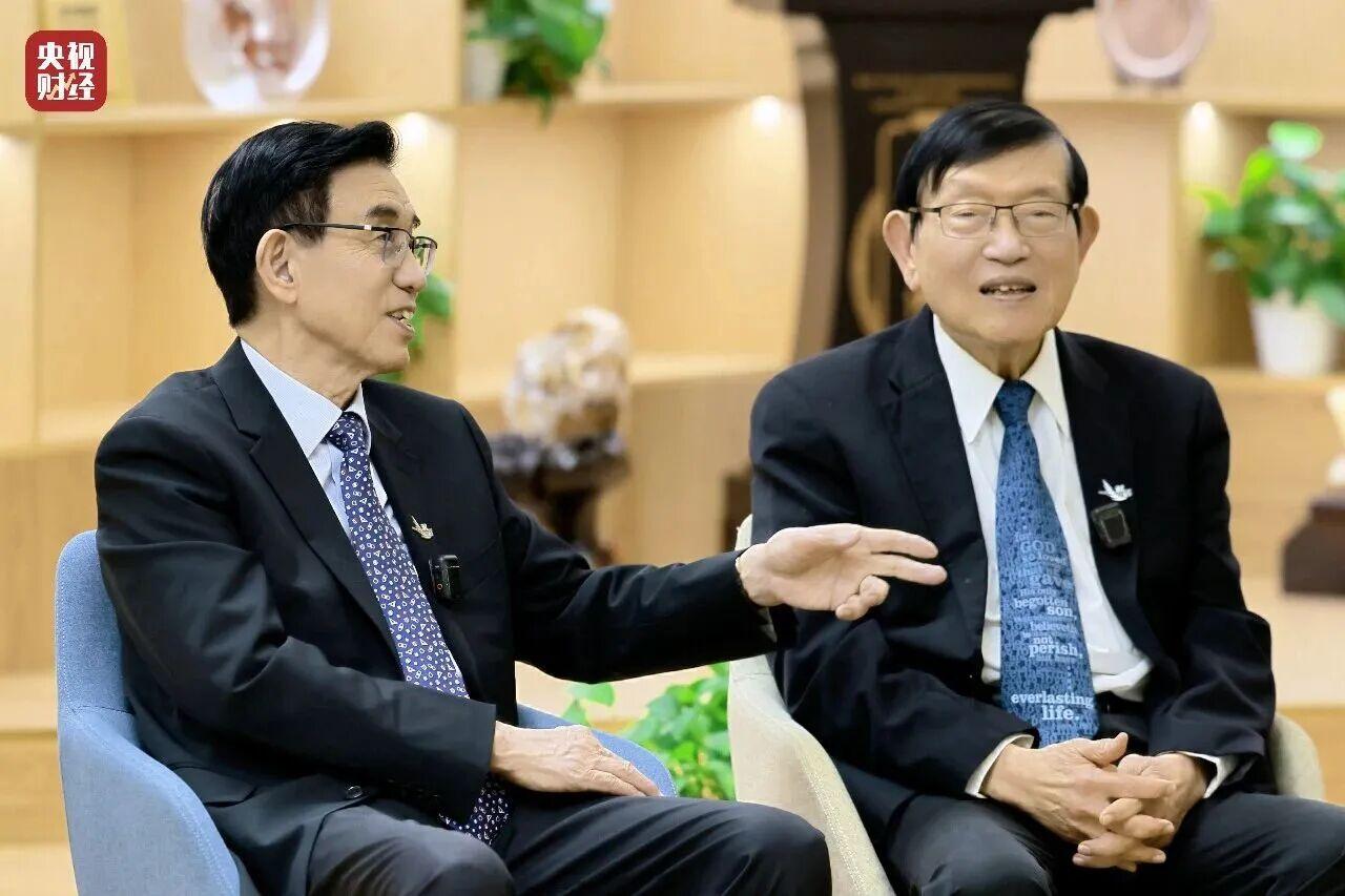 “如果没有人使用国货，怎么会进步呢？”中芯创始人张汝京一句话说到点子上了。

张