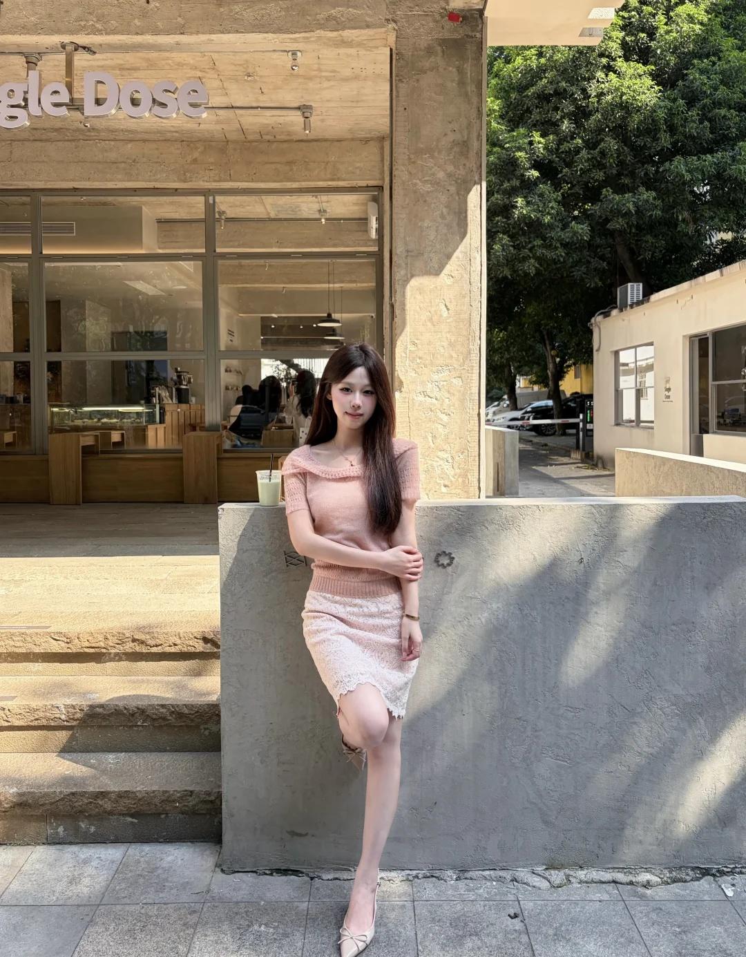 漂亮的御姐有杀气
不渝byWCouture