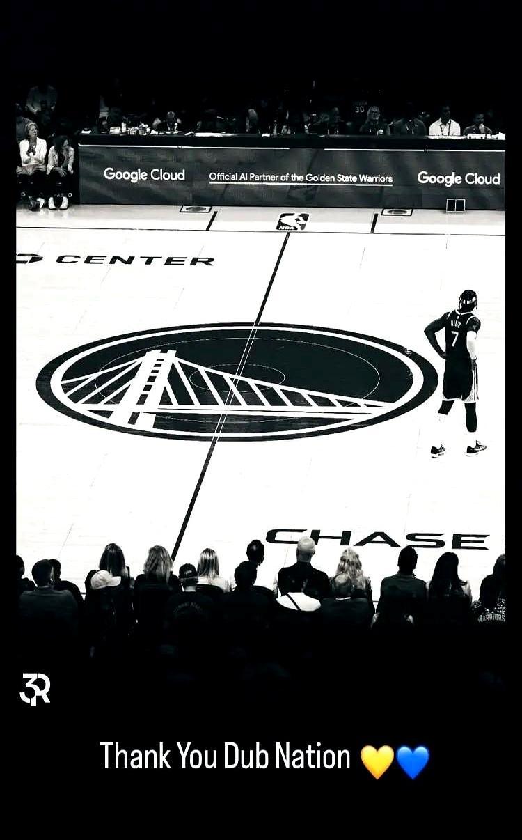 场均8分，季后赛9记三分的神射手，刚被勇士当筹码甩掉，反手就发文“谢谢你勇士”。