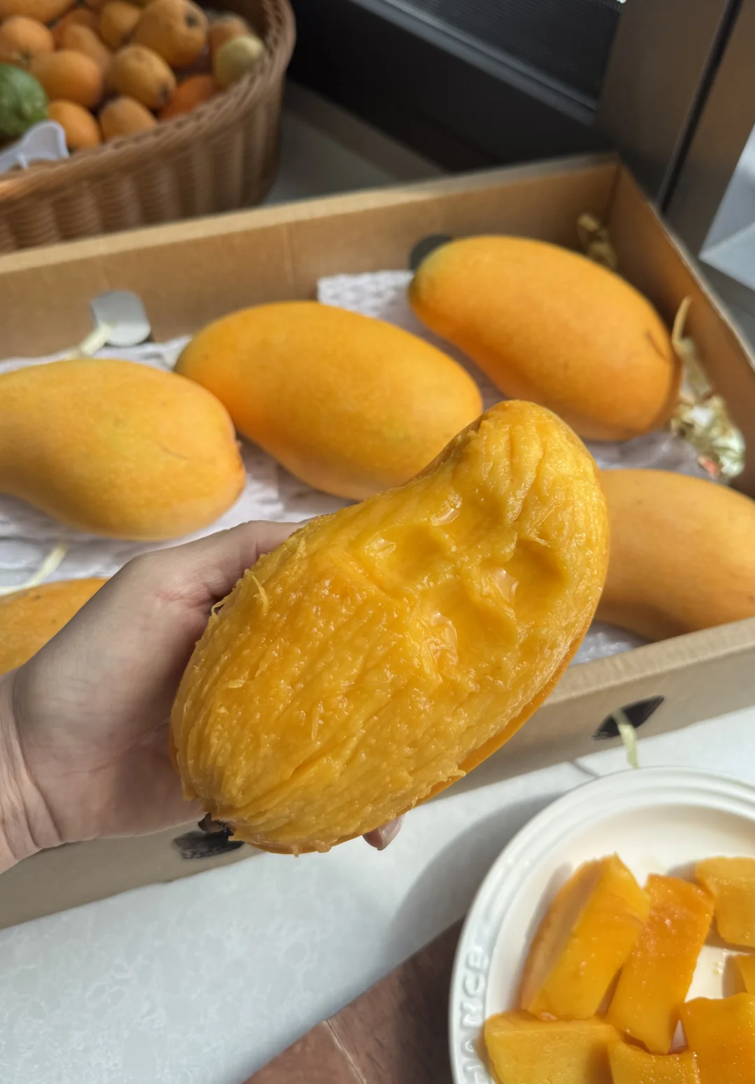 我愿称他为世界上坠好吃的芒果！