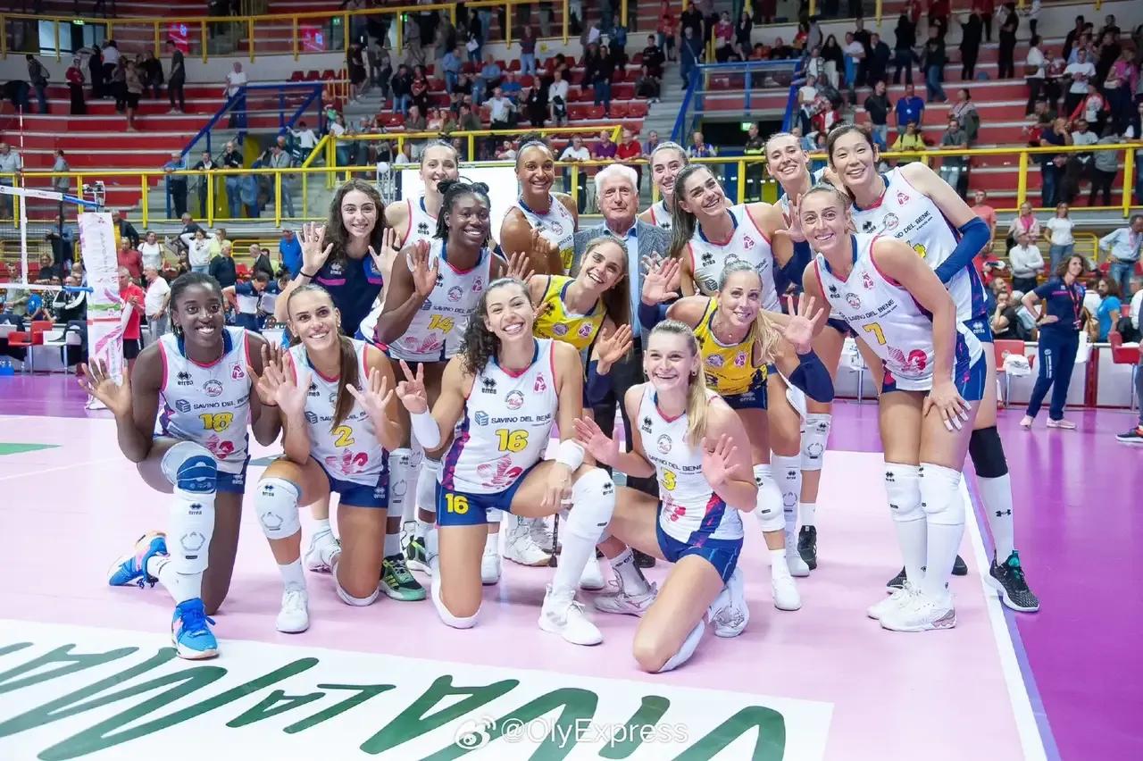 2023-2024赛季意大利🇮🇹女排联赛常规赛第二轮，斯坎迪奇3:1布斯托阿