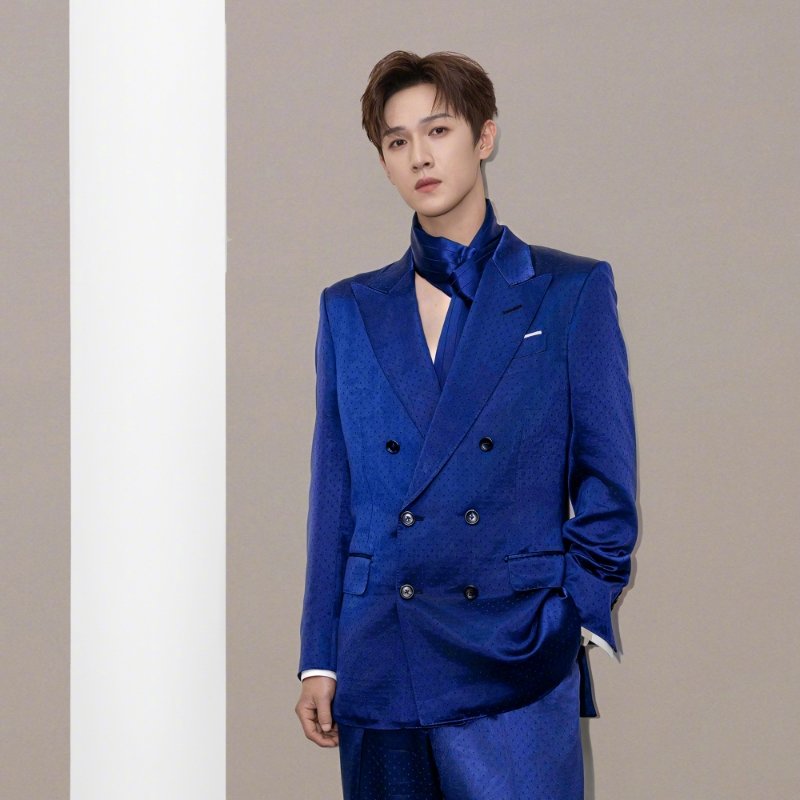 TF绝色之夜顶级名利场 众星齐聚现场，安吉丽娜·朱莉、悉数亮相，状态也太能打了，