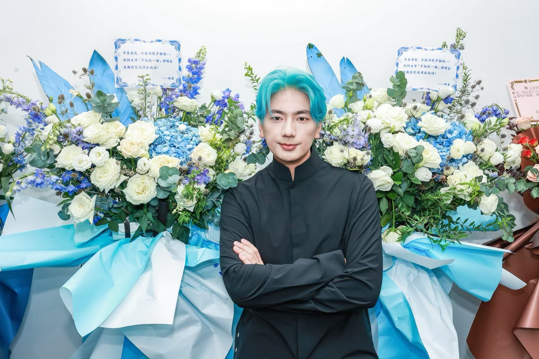 海来阿木人脉海来阿木圈内人脉 收到所有好友祝福后逐条公开致谢，主动邀约线下小聚维