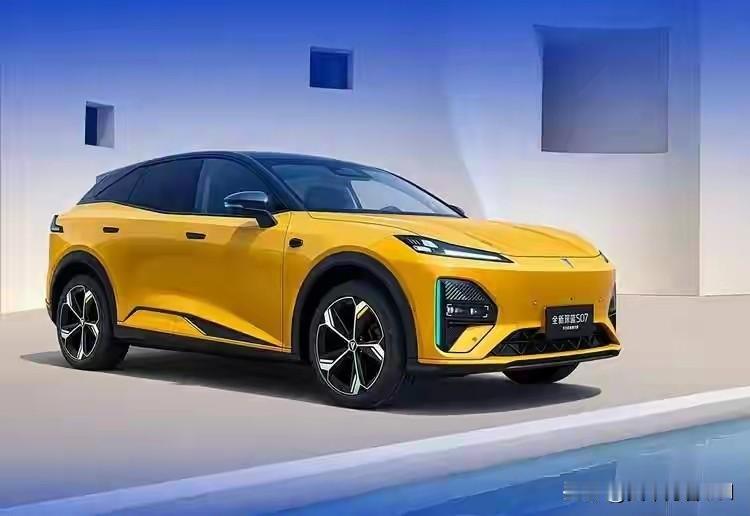 OS系统运行流畅无卡顿，界面简洁清晰、功能布局合理，支持语音交互、车联网、在线娱