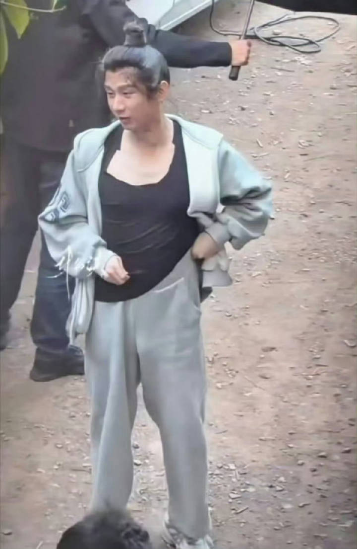 好油腻的感觉，视频更甚 