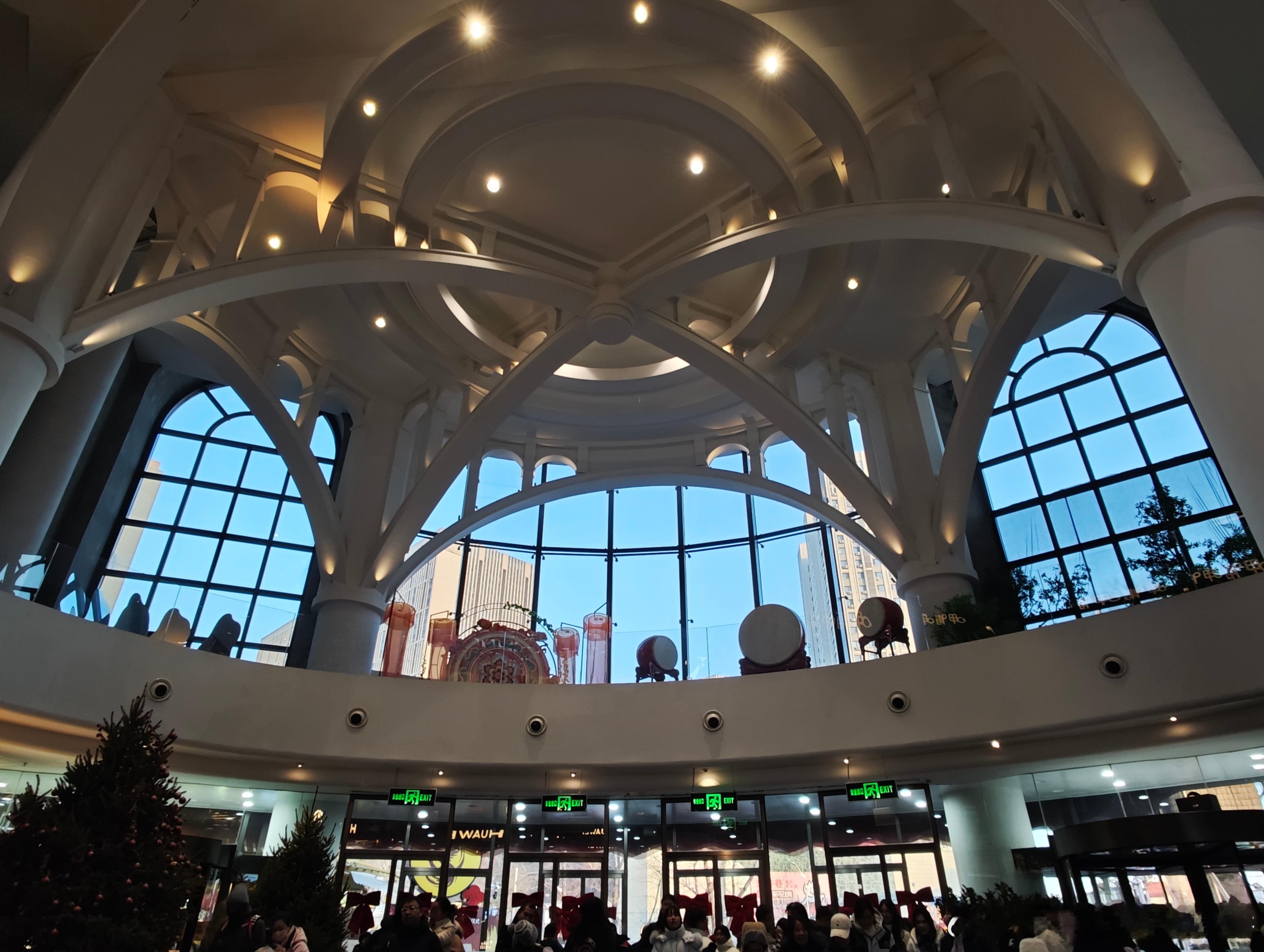 生活手记爱从不是沉默的对峙与刻意的疏远，真正的爱意核心是尊重与沟通，而非冷暴力。