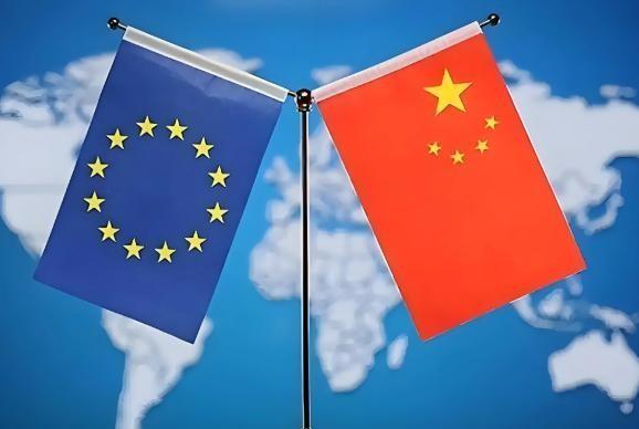这件事要是只盯着电动车出口数据看，其实特别容易看走眼。不少人以为这就是市场竞争升