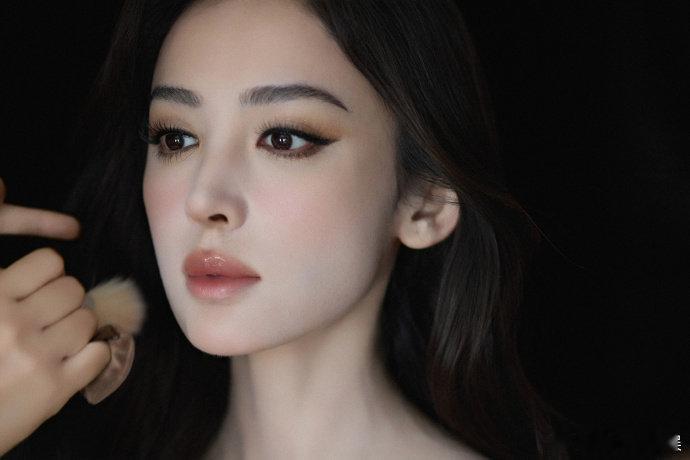 娜扎浓颜系美女 娜扎的浓颜绝了，五官清晰又立体！《赴山海》《玉茗茶骨》《醒来》这