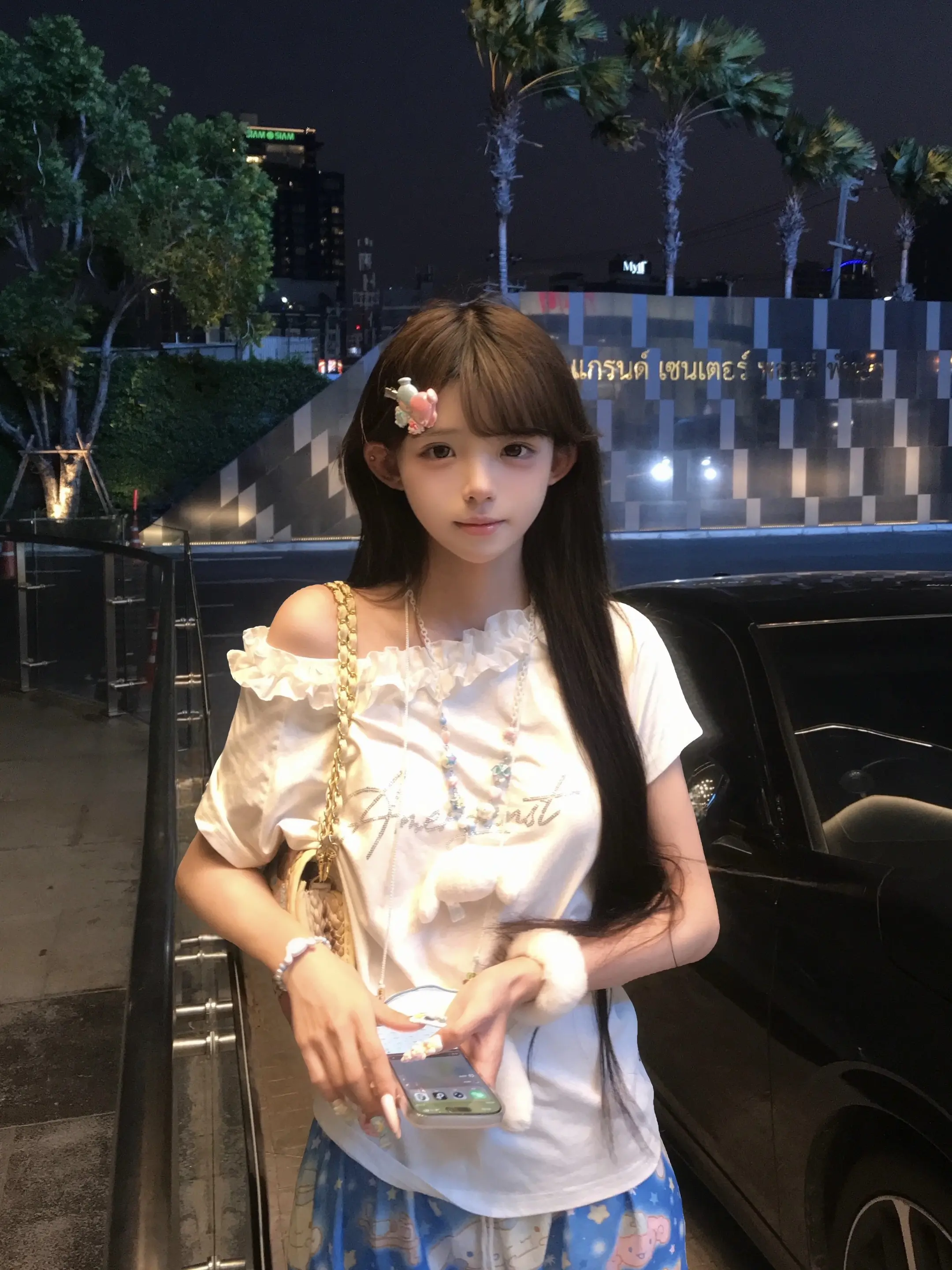 总假装把一切看淡 其实失去和得到都很在意