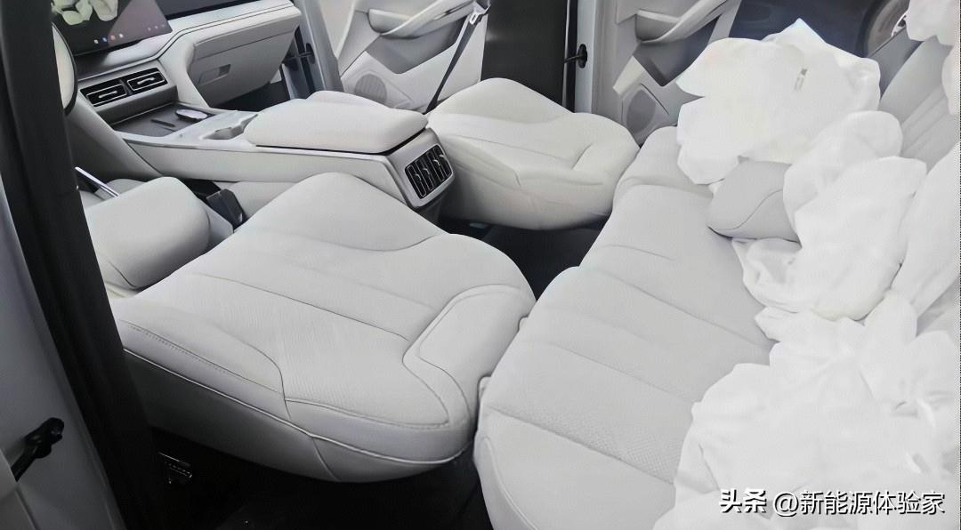 ev 或许是这届颠覆技术发布会产能准备最多的车型