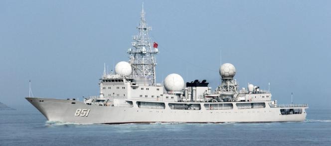 中国815电子侦察船，为什么各国不能攻击它，更准确说是不敢攻击它，这船看起来没什