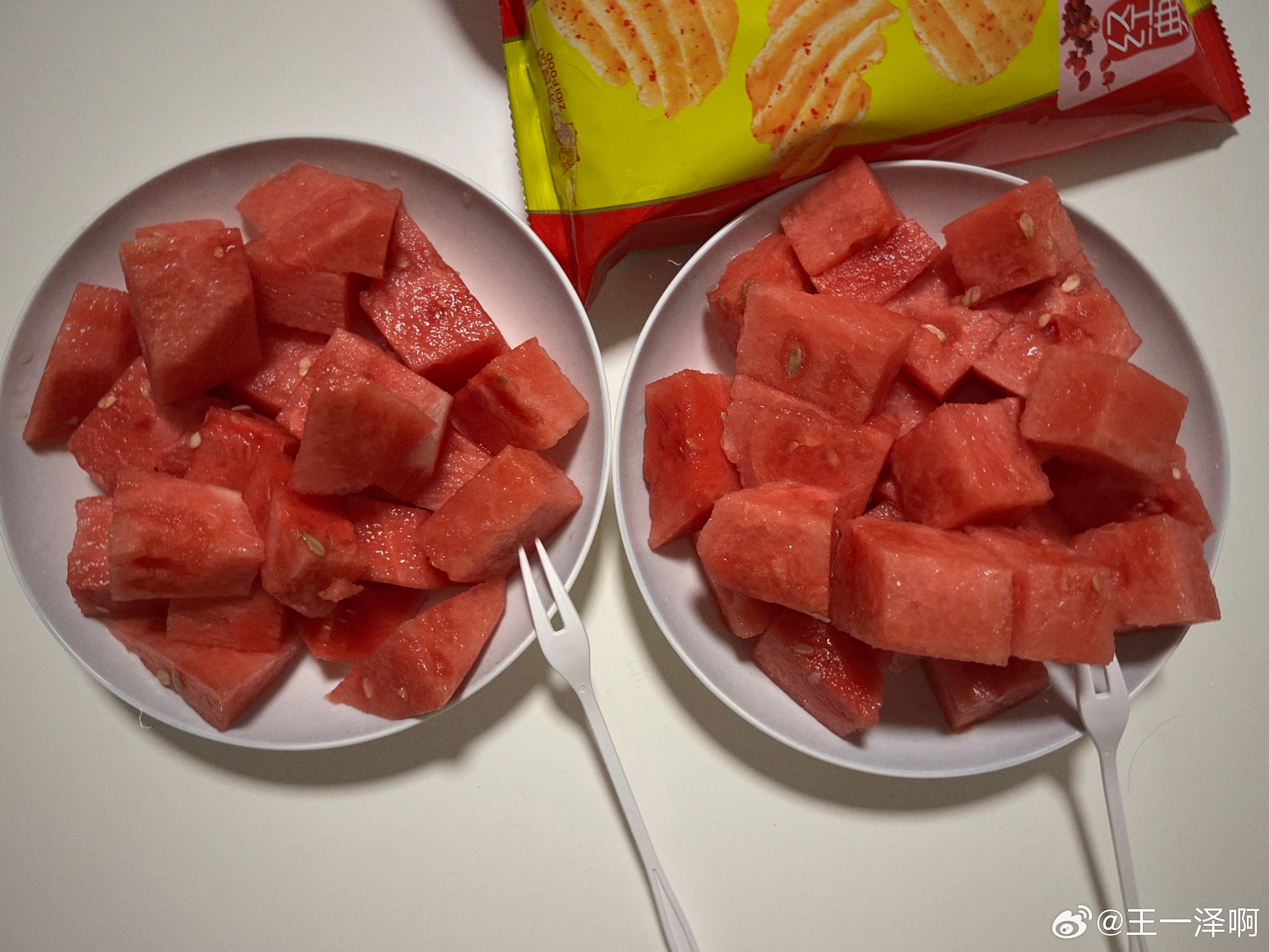老婆一盘我一盘  一起看鬼片倒计时 