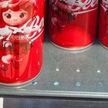 所谓成长，就是情绪内收、自己修补，慢慢能独当一面了。做人存善念，做事留真誠，生活