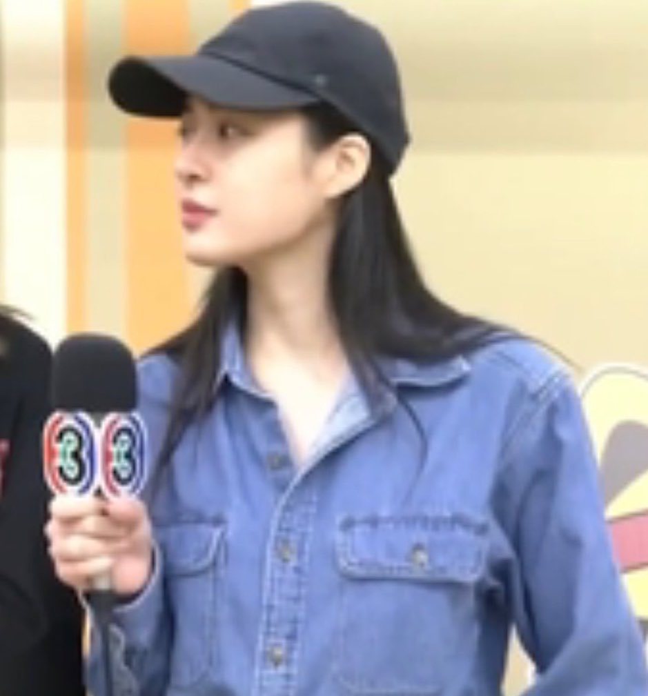 无代餐没平替的一张脸，小俊夫。邝玲玲