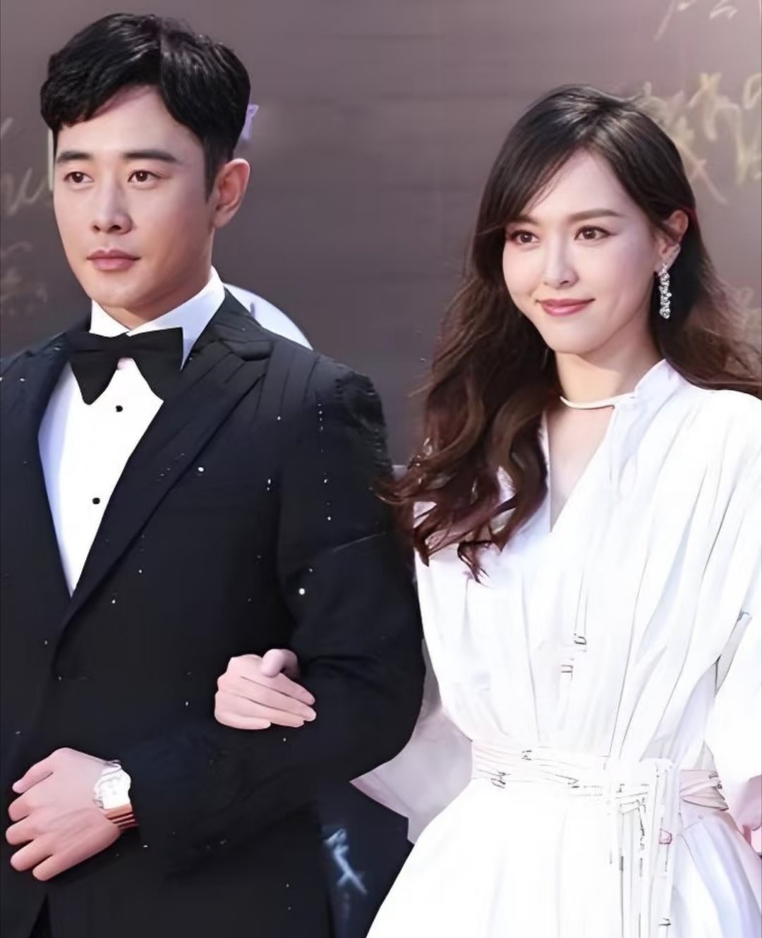 曝唐嫣罗晋经常一起参加女儿活动从杨幂刘诗诗唐嫣这三人的婚姻来看，85花们的婚姻都