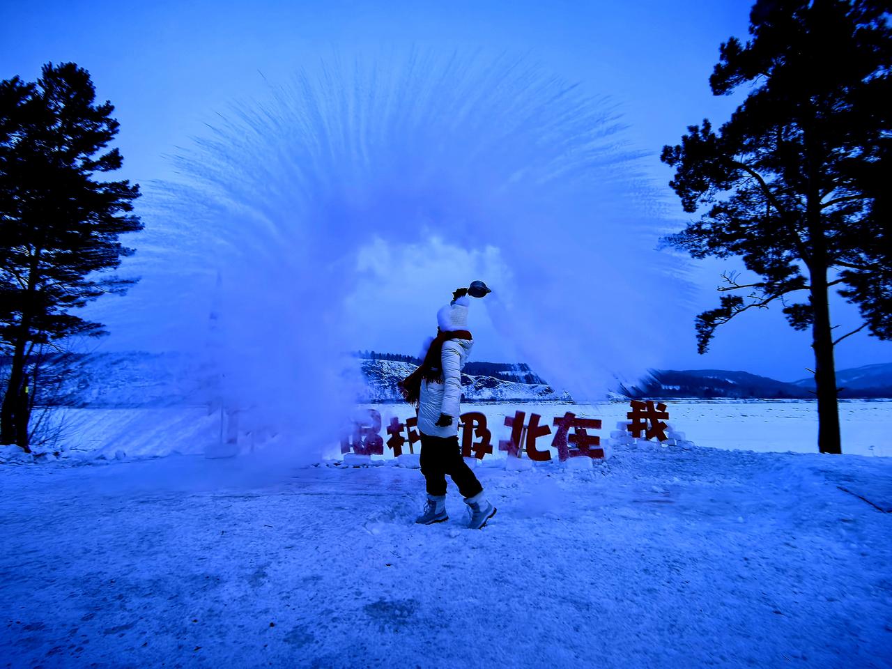 关于60岁旅游的那些事
     2025年过去了，我和妻子基本完成了一年的旅游