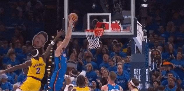 NBA的钱真的不是好赚的！范德比尔特手指重伤骨头戳出皮肤，海斯直言画面太吓人。
