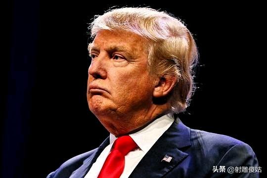 川普还真是“思维活跃，奇招频出”，他首先使用手中目前唯一最管用的“美军”这张王牌