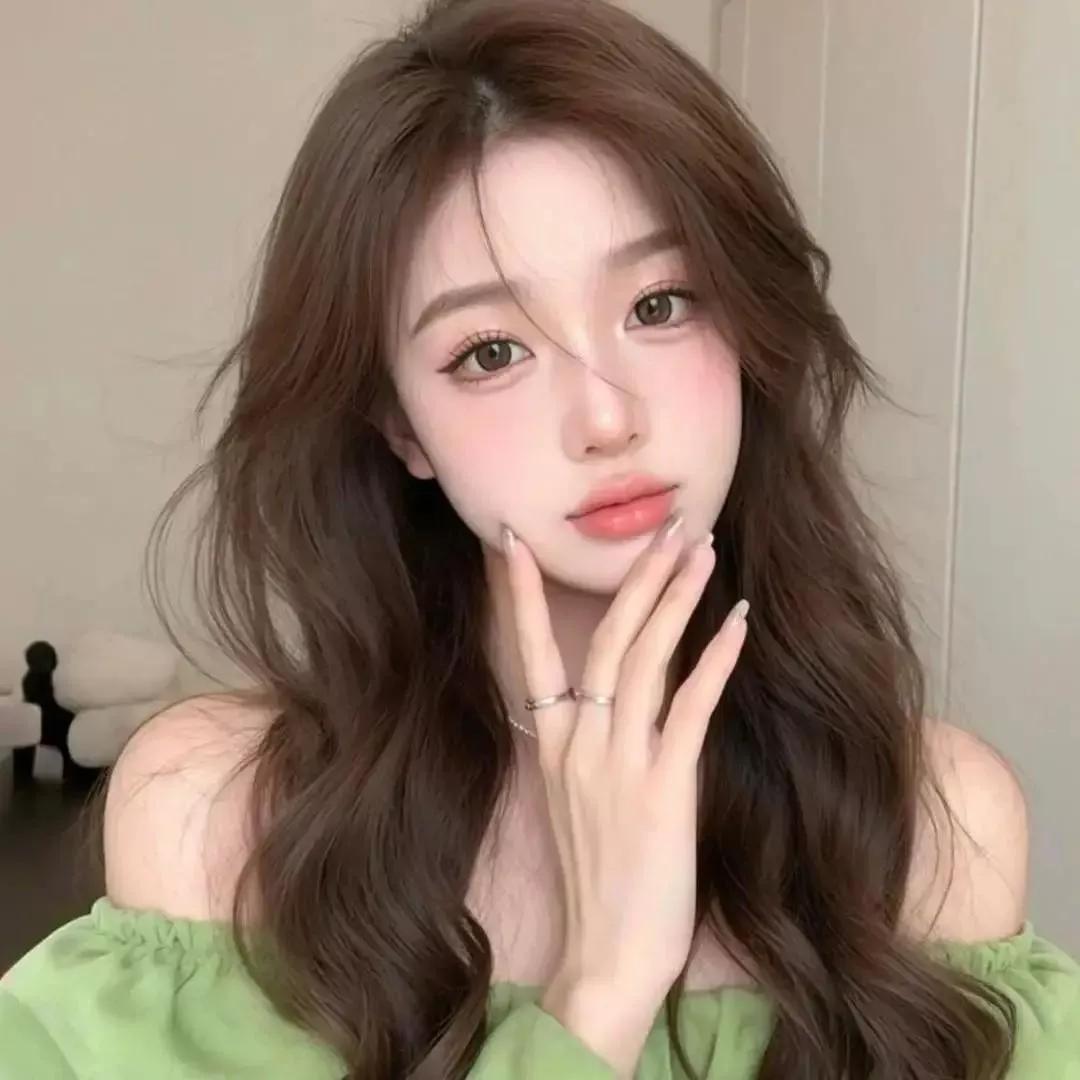 温柔可爱的少女，粉色滤镜，满满少女心甜系少女照 温柔气质粉色 少女心氛围 粉系少