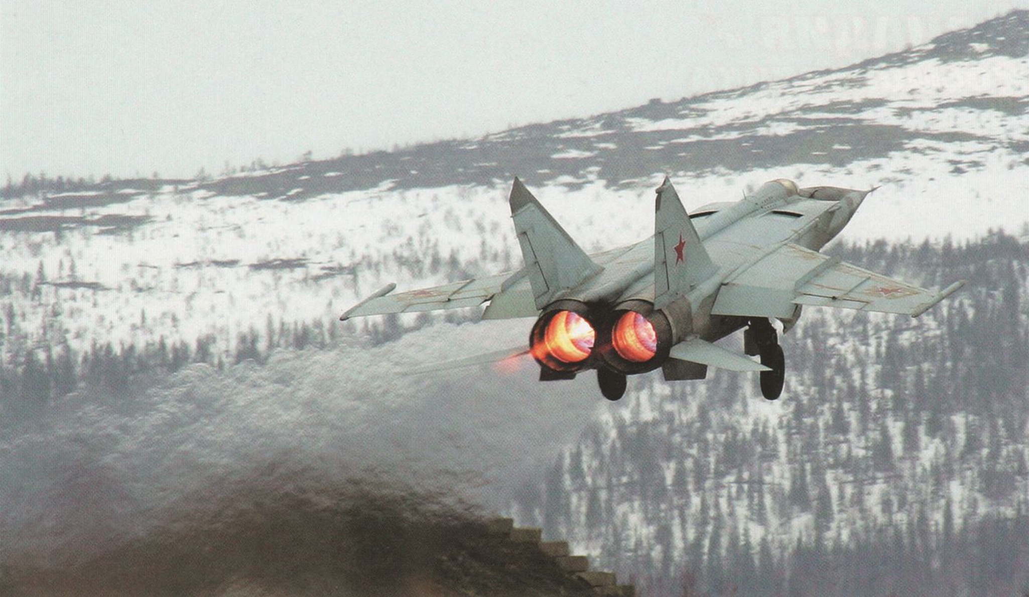 分享圖片：蘇聯米高揚-格列維奇MiG-25/R//RB/RBT/RBF“狐蝠”高