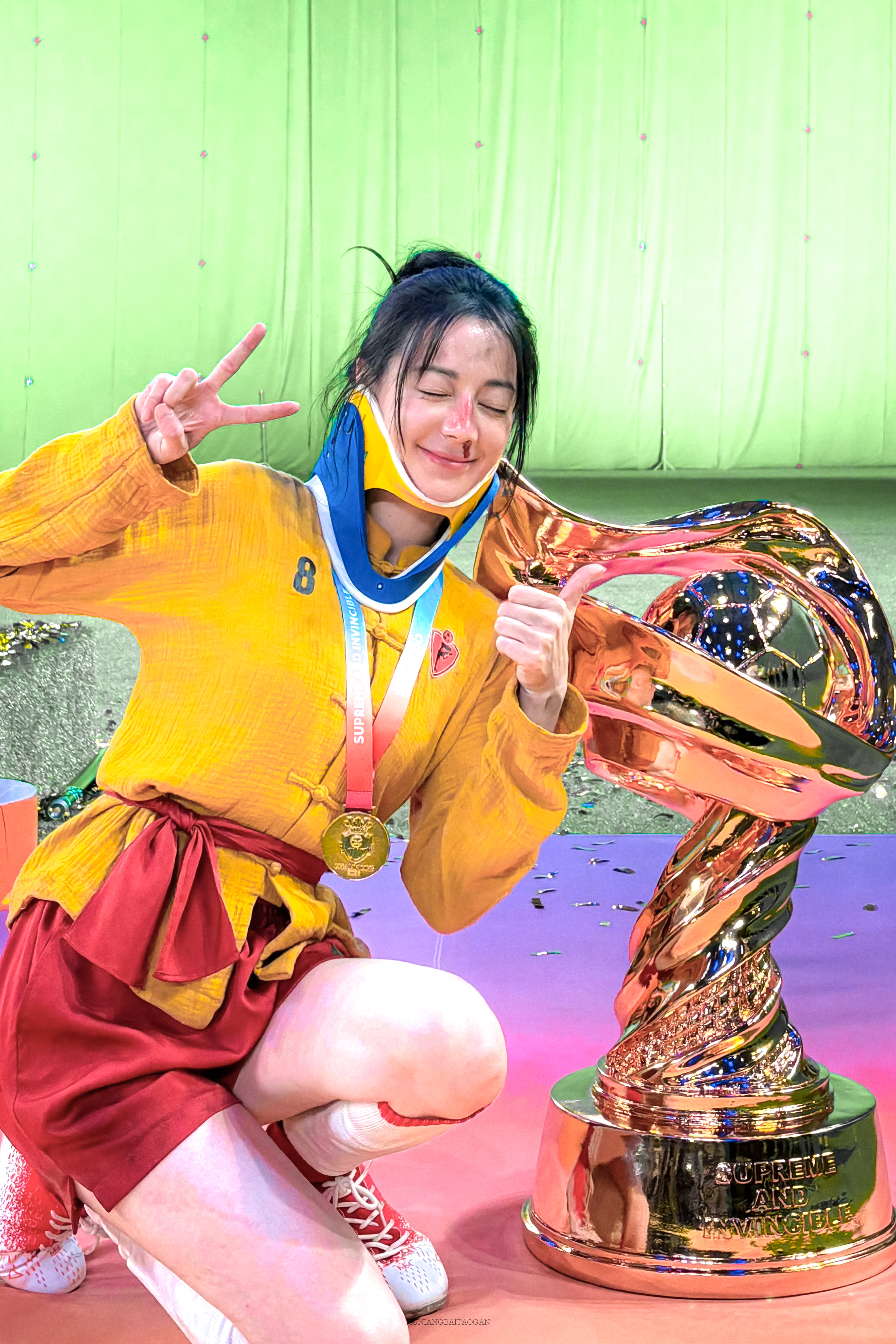 Be water,my friend~🤳🏆✌️迪丽热巴晒受伤花絮照