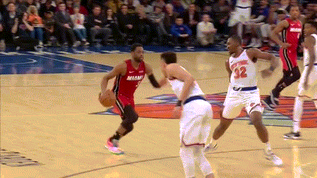 可能是韦德生涯最骚的一个脚步。脚踝终结者训练营