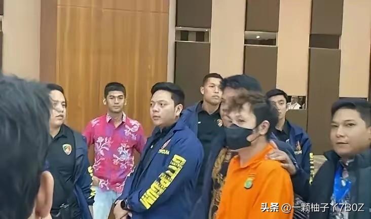 外号“盘总”的电诈骨干郑荣锦，本想躲去印尼避风头，刚落地就栽了。此人长期盘踞柬埔