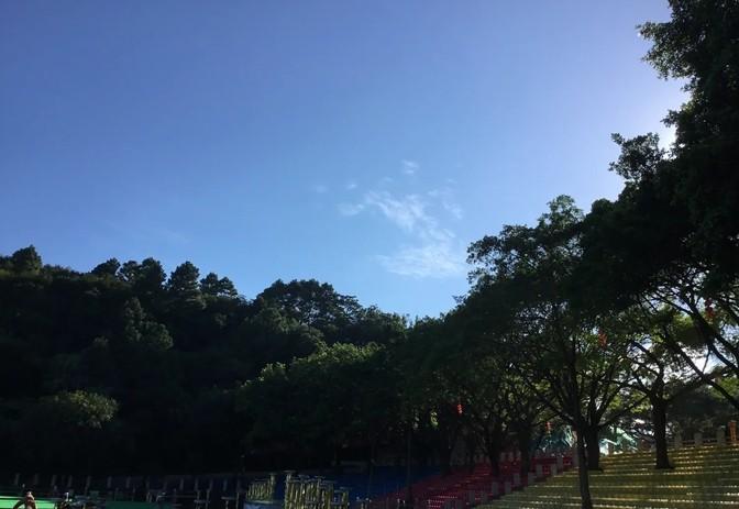 出来闯荡20年后，终于悟透的20条道理：1、出来闯荡，真
1、出来闯荡，真得有个