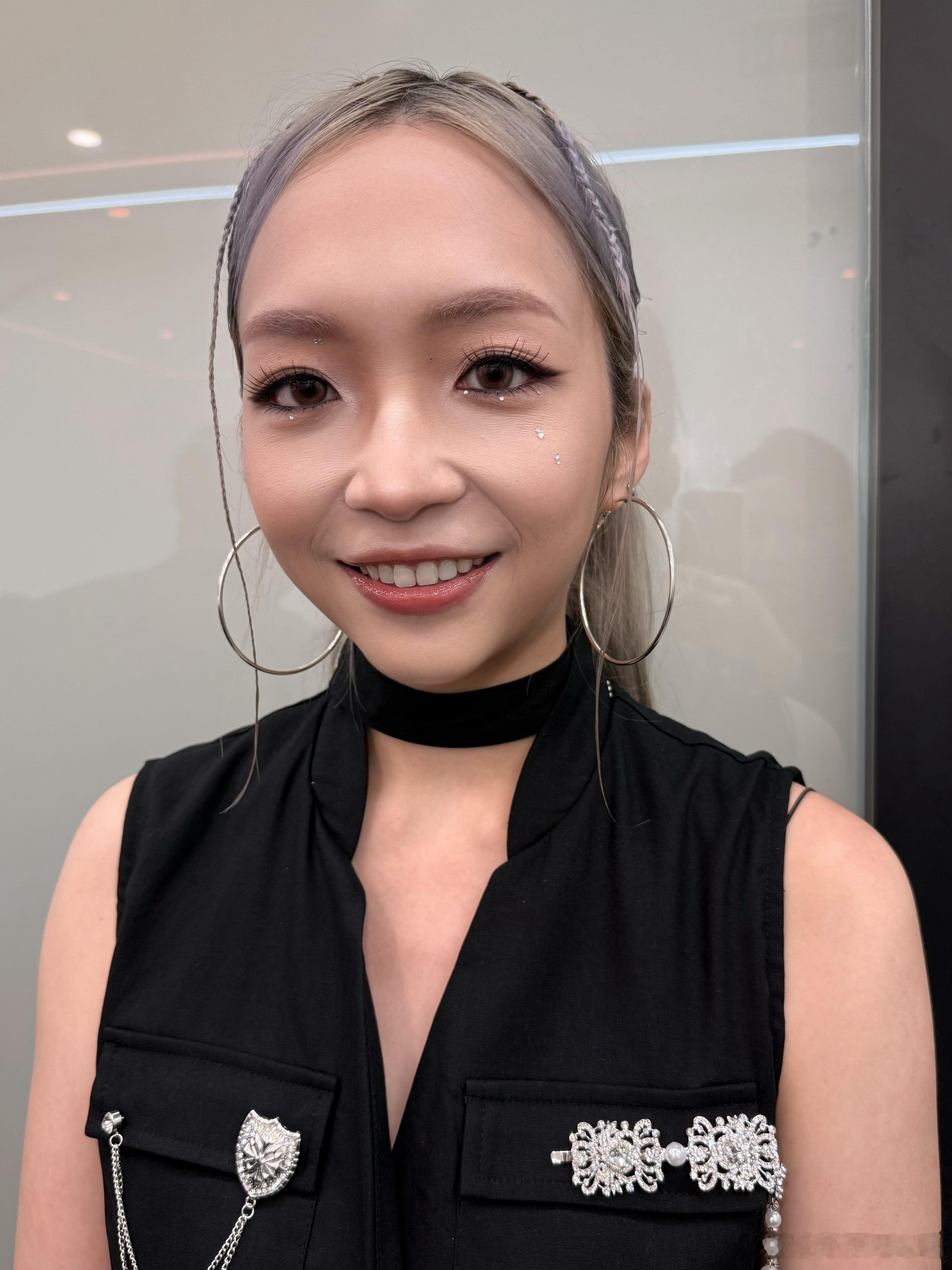 我画的漂亮姐姐