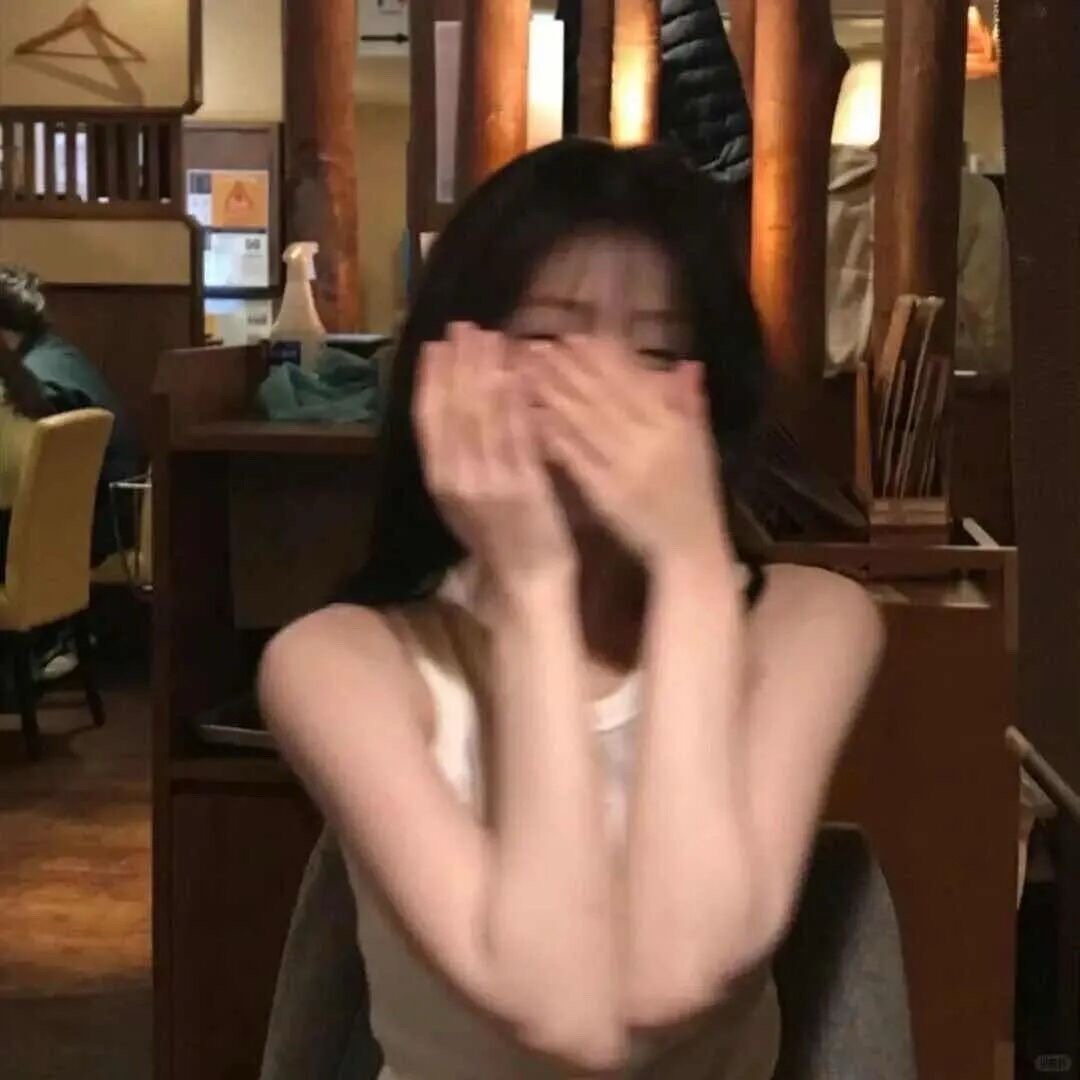 🟣🟣禁止𝐞𝐦𝐨昨天太近 明天太远 今天刚刚好 