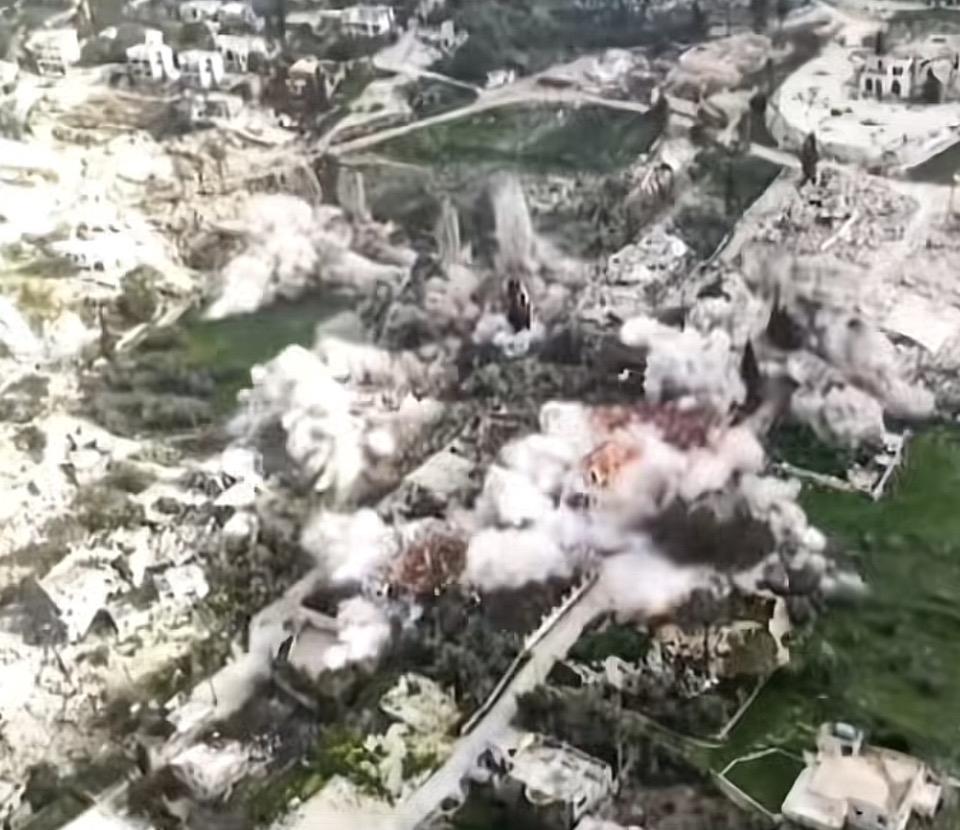 “战争的残酷，一片废墟，愿世界和平”💔🌍