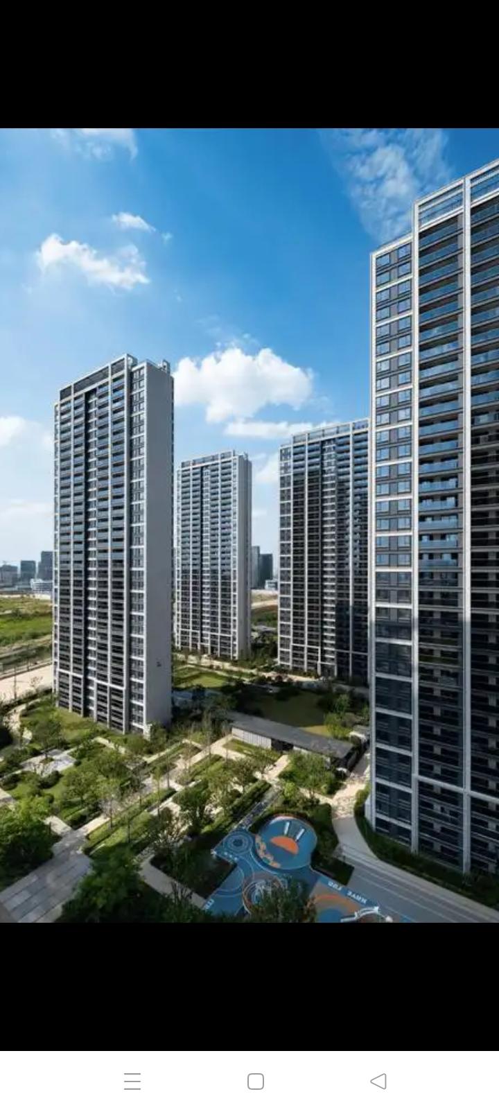 自己选择买房就要承担后果，资本家和银行挖的坑，自己心甘情愿往里跳谁也救不了 ，每