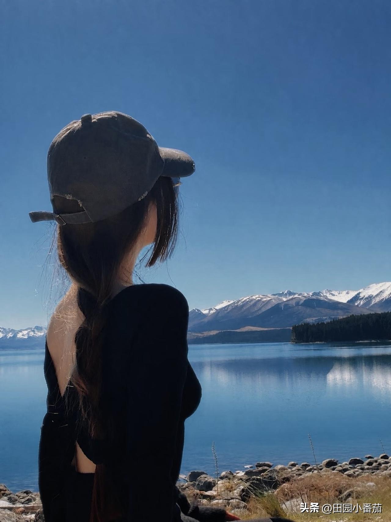 愿时光温柔以待、自在从容
每一刻都奔赴自己喜欢的风景
岁月静好、终现花开
清秀美