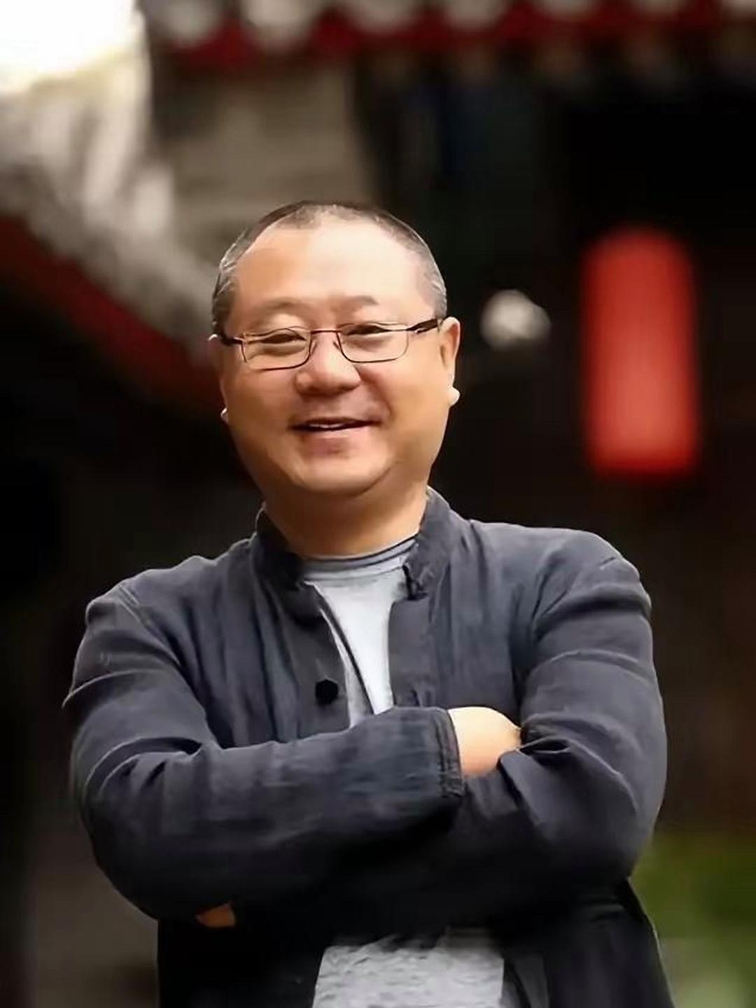 范伟有一段非常经典的台词：“我这一生啊，情窦初开的时候，父母不同意，情窦再开的时