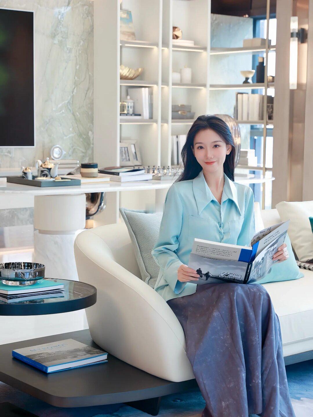 370方的大平层，像是住进了艺术馆