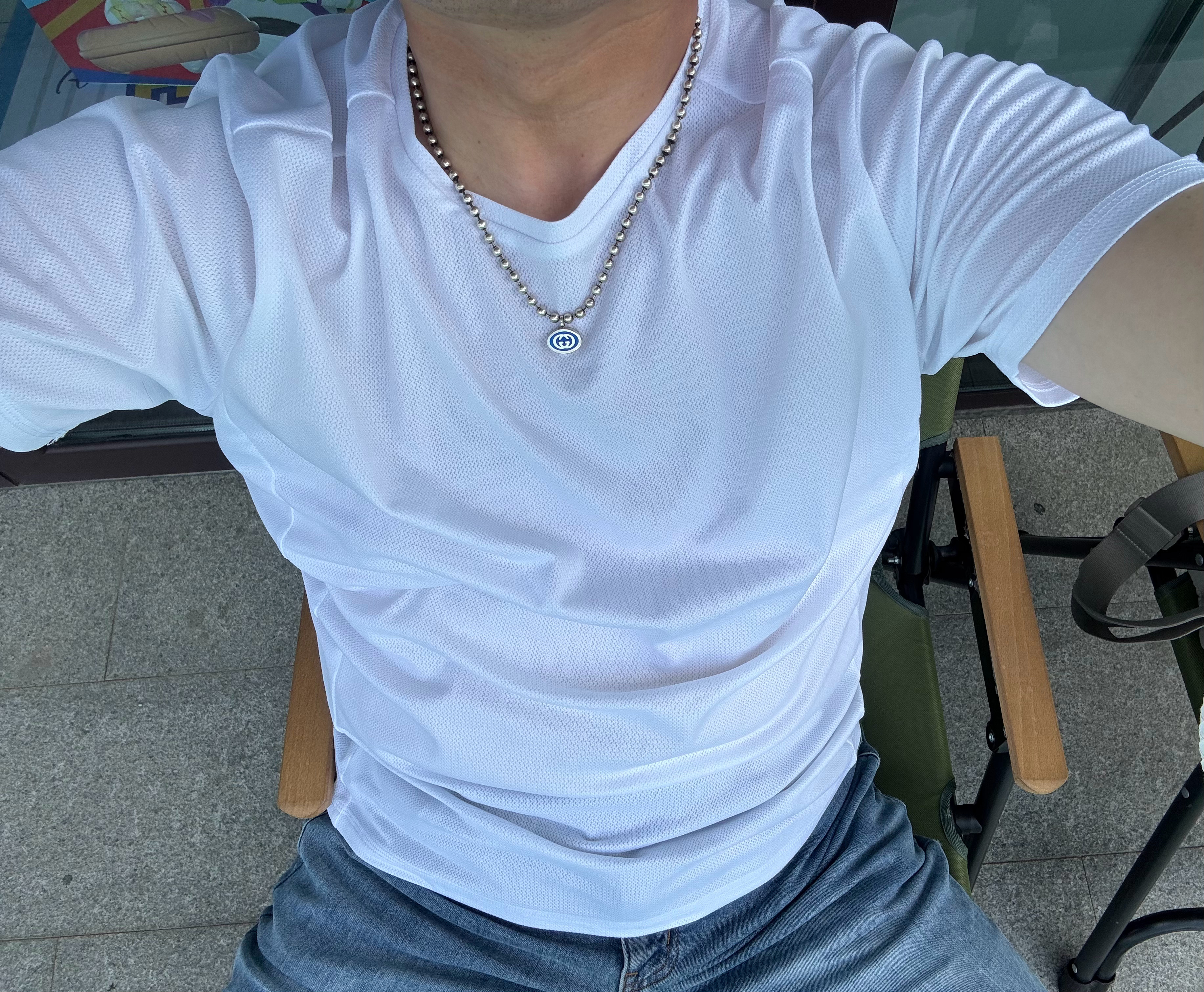 我最近肚子好大，但是这么拍，还看不出来。男姐要做日常穿搭颜值擦边博主了，主要是我