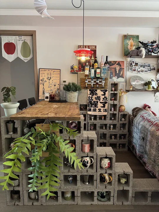 空心砖吧台挂上绿植 又美啊₍˄·͈༝·͈˄₎◞︎ ̑̑