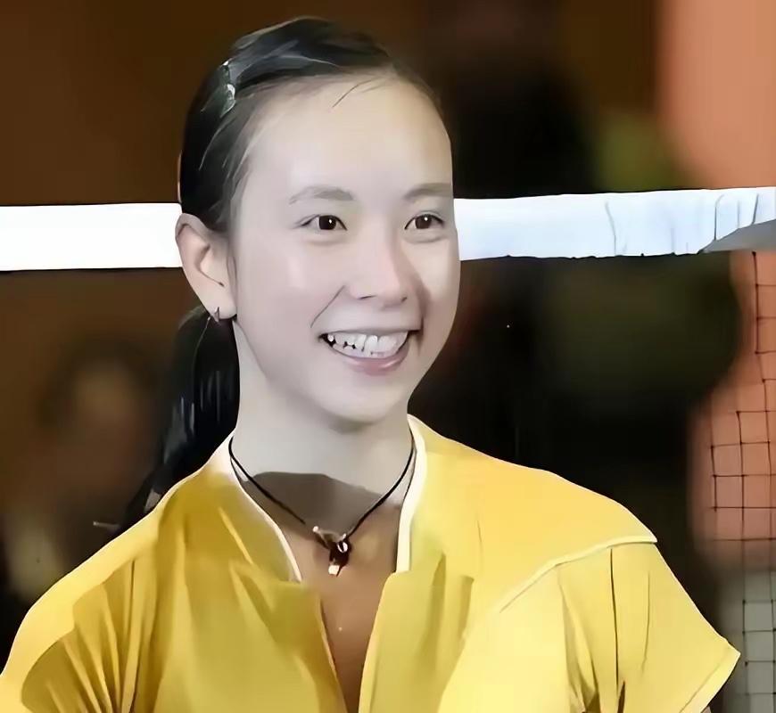 他曾为中国夺下世界冠军。转头却被踢出了国家队。无奈之下穿上法国队战袍为法国狂揽1