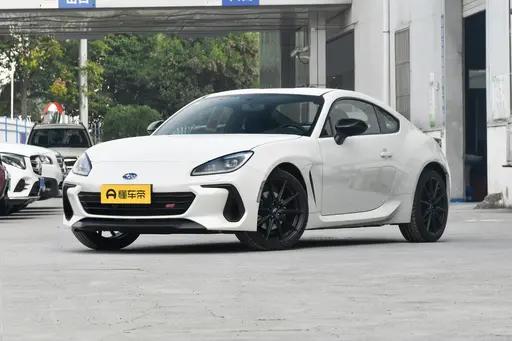 30万预算买BRZ，我会先看二手2.4手动，再决定要不要上新车
 
如果是普通家
