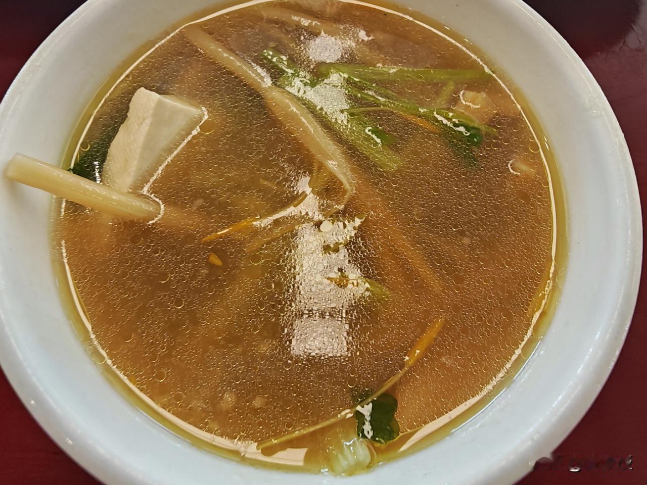 福建名菜
烫嘴豆腐
和胡建人说话🗣一样烫嘴