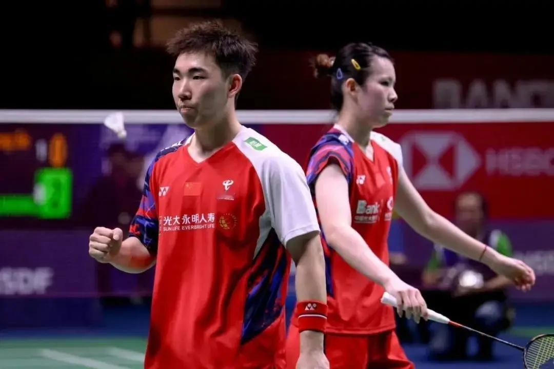 2026年丹麦羽毛球公开赛 郭新娃/陈芳卉24-22, 21-11西亚纳维/马尔