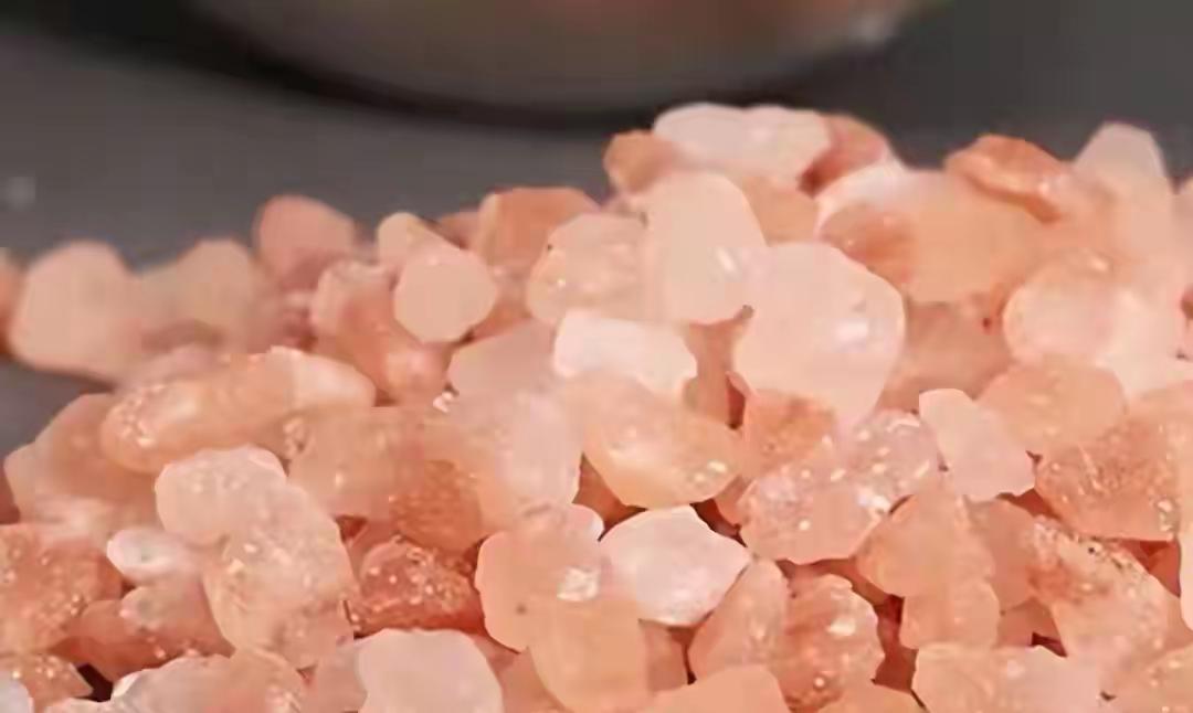 粉红色杀手！

华丽妩媚的外表，晶莹剔透，秀色可餐，让多少人迷恋！

名字更是高