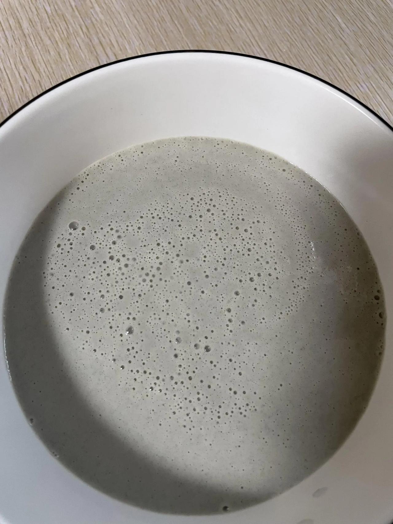 大家有没有坚持自己打豆浆喝的
坚持自己打豆浆一年多了
以前是喜欢喝纯牛奶，现在长